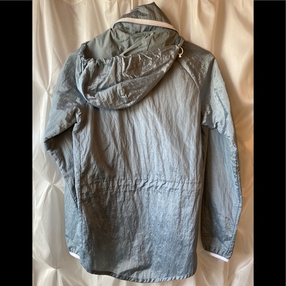 Women’s Nike Windbreaker. Size XSmall. - Picture 4 of 7